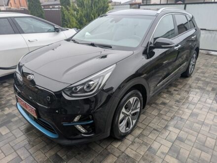 Черный Киа Niro, объемом двигателя 0 л и пробегом 253 тыс. км за 17000 $, фото 1 на Automoto.ua