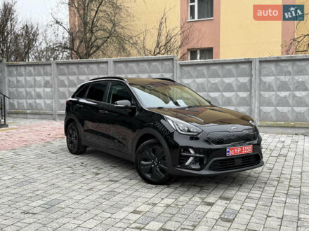 Чорний Кіа Niro, об'ємом двигуна 0 л та пробігом 109 тис. км за 17499 $, фото 1 на Automoto.ua
