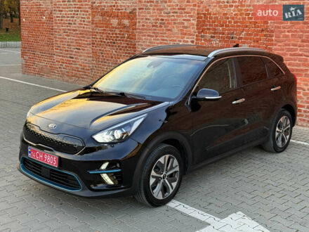 Киа Niro 2020 в Тернополе на Automoto.ua Черный Киа Niro, объемом двигателя 0 л и пробегом 92 тыс. км за 19899 $, фото 1 на Automoto.ua