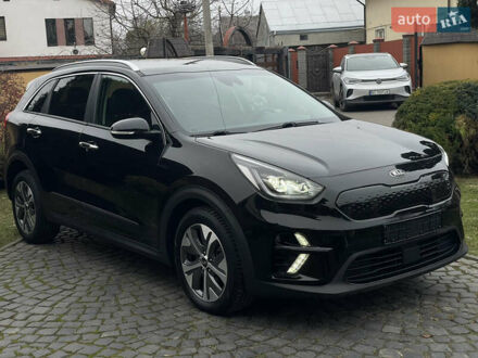 Черный Киа Niro, объемом двигателя 0 л и пробегом 111 тыс. км за 19300 $, фото 1 на Automoto.ua