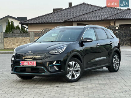 Черный Киа Niro, объемом двигателя 0 л и пробегом 141 тыс. км за 17700 $, фото 1 на Automoto.ua