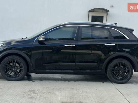 Киа Niro 2020 в Луцке на Automoto.ua Черный Киа Niro, объемом двигателя 0 л и пробегом 155 тыс. км за 19700 $, фото 1 на Automoto.ua