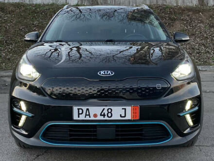 Черный Киа Niro, объемом двигателя 0 л и пробегом 110 тыс. км за 19250 $, фото 1 на Automoto.ua