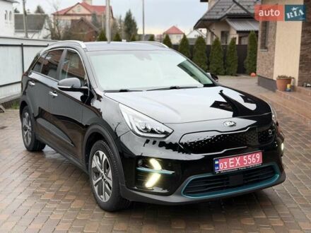 Черный Киа Niro, объемом двигателя 0 л и пробегом 77 тыс. км за 21499 $, фото 1 на Automoto.ua