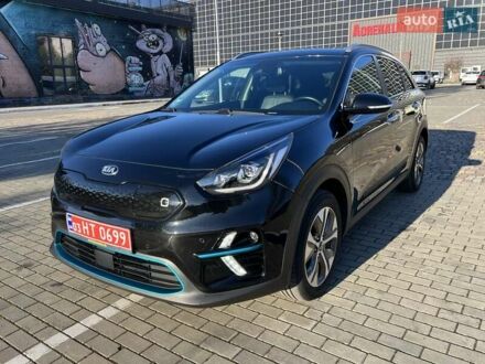 Чорний Кіа Niro, об'ємом двигуна 0 л та пробігом 112 тис. км за 20499 $, фото 1 на Automoto.ua