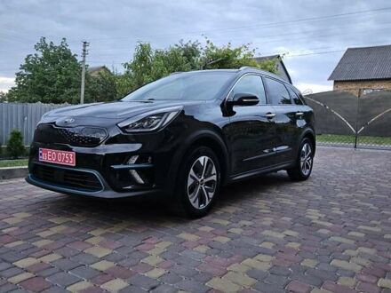 Чорний Кіа Niro, об'ємом двигуна 0 л та пробігом 130 тис. км за 18800 $, фото 1 на Automoto.ua