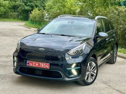 Чорний Кіа Niro, об'ємом двигуна 0 л та пробігом 82 тис. км за 18000 $, фото 1 на Automoto.ua