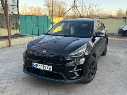 Киа Niro 2020 в Днепре (Днепропетровске) на Automoto.ua Черный Киа Niro, объемом двигателя 0 л и пробегом 125 тыс. км за 20500 $, фото 1 на Automoto.ua