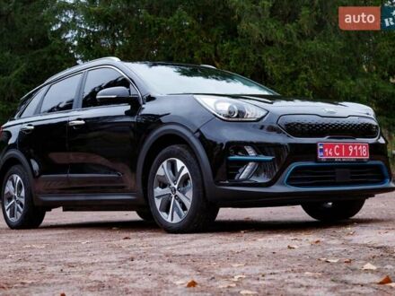 Киа Niro 2020 в Бердичеве на Automoto.ua Черный Киа Niro, объемом двигателя 0 л и пробегом 152 тыс. км за 16450 $, фото 1 на Automoto.ua