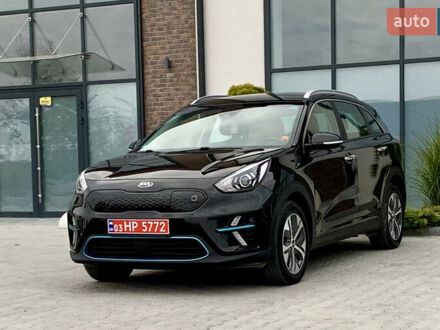 Черный Киа Niro, объемом двигателя 0 л и пробегом 94 тыс. км за 17900 $, фото 1 на Automoto.ua