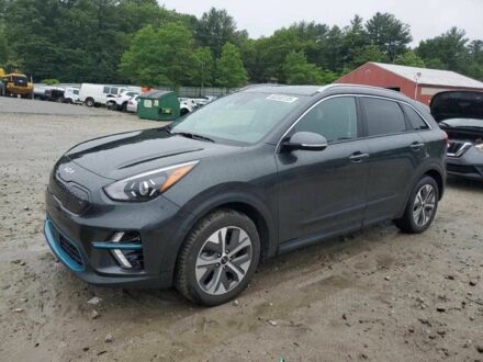 Киа Niro 2021 в Тернополе на Automoto.ua Черный Киа Niro, объемом двигателя 0 л и пробегом 63 тыс. км за 7300 $, фото 1 на Automoto.ua