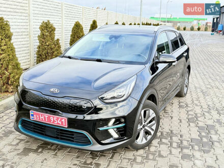 Черный Киа Niro, объемом двигателя 0 л и пробегом 135 тыс. км за 19950 $, фото 1 на Automoto.ua
