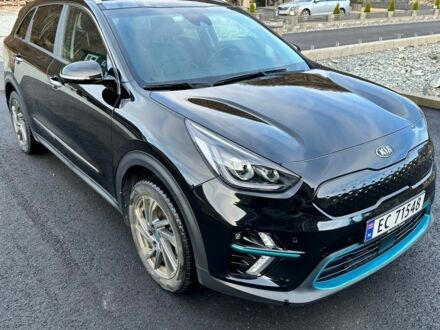 Черный Киа Niro, объемом двигателя 0 л и пробегом 62 тыс. км за 20000 $, фото 1 на Automoto.ua