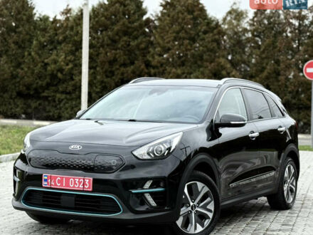 Черный Киа Niro, объемом двигателя 0 л и пробегом 80 тыс. км за 19650 $, фото 1 на Automoto.ua