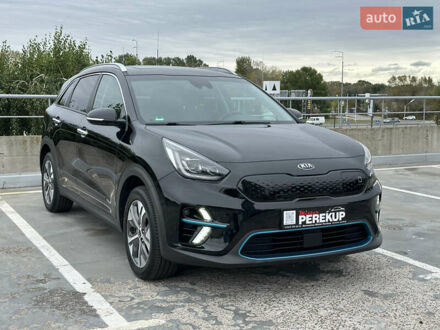 Киа Niro 2021 в Киеве на Automoto.ua Черный Киа Niro, объемом двигателя 0 л и пробегом 154 тыс. км за 19799 $, фото 1 на Automoto.ua