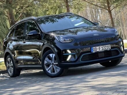 Кіа Niro 2021 у Стрые на Automoto.ua Чорний Кіа Niro, об'ємом двигуна 0 л та пробігом 44 тис. км за 23500 $, фото 1 на Automoto.ua