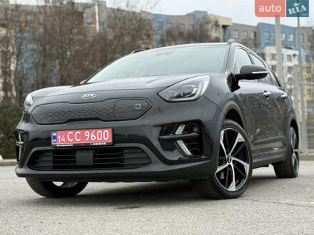 Черный Киа Niro, объемом двигателя 0 л и пробегом 71 тыс. км за 22400 $, фото 1 на Automoto.ua