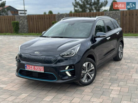 Кіа Niro 2021 у Івано-Франківську на Automoto.ua Чорний Кіа Niro, об'ємом двигуна 0 л та пробігом 96 тис. км за 20999 $, фото 1 на Automoto.ua