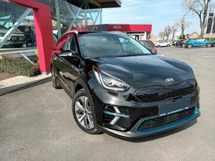 Чорний Кіа Niro, об'ємом двигуна 0 л та пробігом 34 тис. км за 17000 $, фото 1 на Automoto.ua