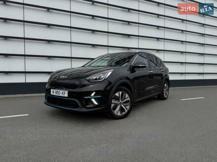 Черный Киа Niro, объемом двигателя 0 л и пробегом 137 тыс. км за 18900 $, фото 1 на Automoto.ua
