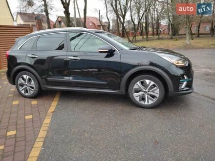 Кіа Niro 2021 у Вінниці на Automoto.ua Чорний Кіа Niro, об'ємом двигуна 0 л та пробігом 72 тис. км за 19995 $, фото 1 на Automoto.ua