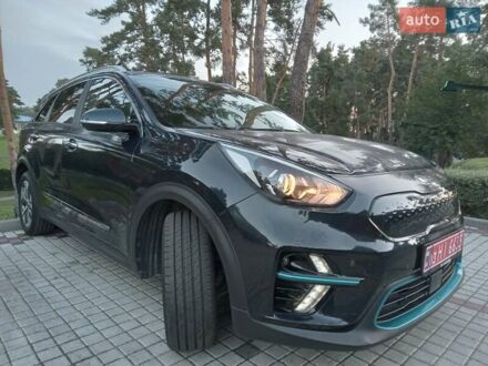 Черный Киа Niro, объемом двигателя 0 л и пробегом 99 тыс. км за 18790 $, фото 1 на Automoto.ua