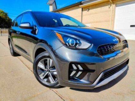 Черный Киа Niro, объемом двигателя 1.6 л и пробегом 43 тыс. км за 12200 $, фото 1 на Automoto.ua