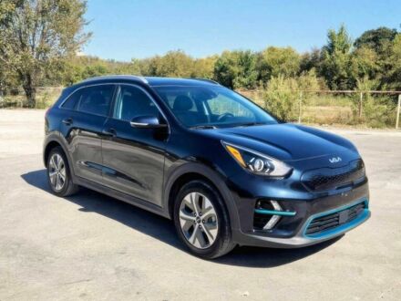 Кіа Niro 2022 у Одесі на Automoto.ua Чорний Кіа Niro, об'ємом двигуна 0 л та пробігом 30 тис. км за 16950 $, фото 1 на Automoto.ua
