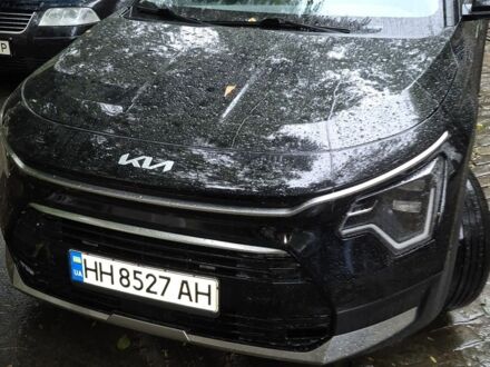 Киа Niro 2023 в Одессе на Automoto.ua Черный Киа Niro, объемом двигателя 1.6 л и пробегом 40 тыс. км за 28600 $, фото 1 на Automoto.ua