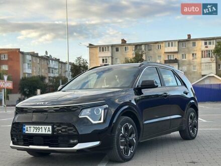 Киа Niro 2023 в Ивано-Франковске на Automoto.ua Черный Киа Niro, объемом двигателя 0 л и пробегом 13 тыс. км за 26900 $, фото 1 на Automoto.ua