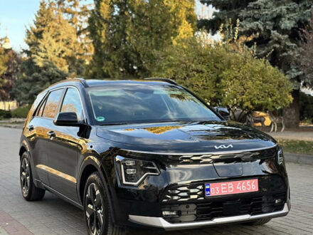 Киа Niro 2023 в Тернополе на Automoto.ua Черный Киа Niro, объемом двигателя 0 л и пробегом 1 тыс. км за 31400 $, фото 1 на Automoto.ua