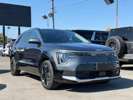 Черный Киа Niro, объемом двигателя 0 л и пробегом 12 тыс. км за 12100 $, фото 1 на Automoto.ua