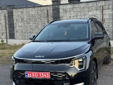 Киа Niro 2023 в Ровно на Automoto.ua Черный Киа Niro, объемом двигателя 0 л и пробегом 32 тыс. км за 27800 $, фото 1 на Automoto.ua