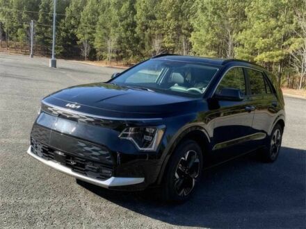 Черный Киа Niro, объемом двигателя 0 л и пробегом 29 тыс. км за 12200 $, фото 1 на Automoto.ua