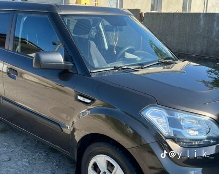 Коричневый Киа Niro, объемом двигателя 1 л и пробегом 240 тыс. км за 6399 $, фото 4 на Automoto.ua