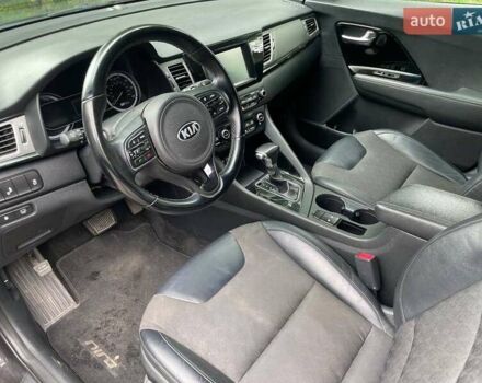 Коричневый Киа Niro, объемом двигателя 1.6 л и пробегом 134 тыс. км за 14270 $, фото 15 на Automoto.ua