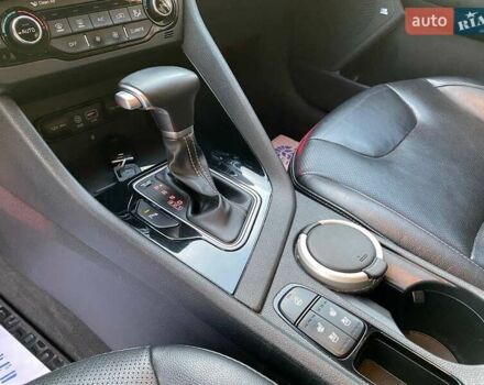 Коричневий Кіа Niro, об'ємом двигуна 1.58 л та пробігом 150 тис. км за 16500 $, фото 13 на Automoto.ua