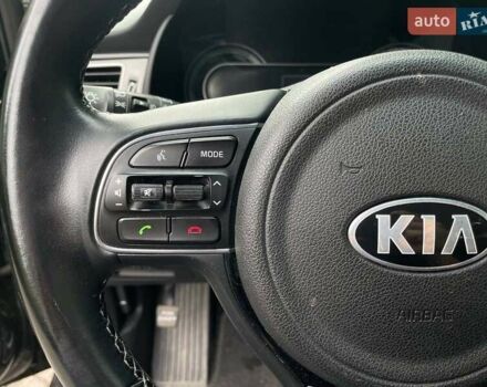 Коричневый Киа Niro, объемом двигателя 1.6 л и пробегом 134 тыс. км за 14270 $, фото 19 на Automoto.ua