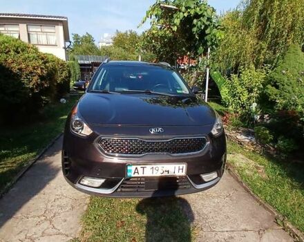 Коричневый Киа Niro, объемом двигателя 1.6 л и пробегом 193 тыс. км за 14450 $, фото 5 на Automoto.ua