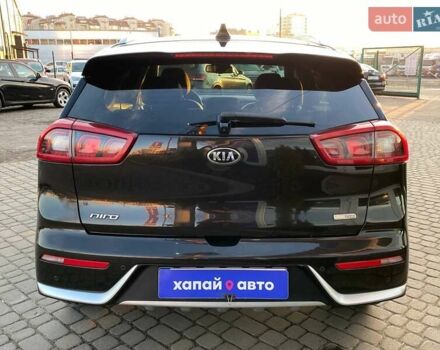 Коричневий Кіа Niro, об'ємом двигуна 1.58 л та пробігом 150 тис. км за 16500 $, фото 6 на Automoto.ua