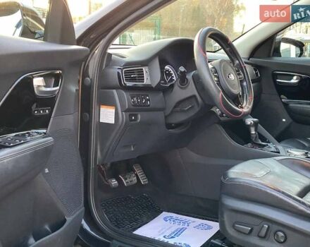 Коричневий Кіа Niro, об'ємом двигуна 1.58 л та пробігом 150 тис. км за 16500 $, фото 9 на Automoto.ua