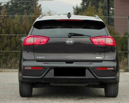 Коричневий Кіа Niro, об'ємом двигуна 0 л та пробігом 96 тис. км за 9200 $, фото 3 на Automoto.ua