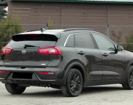 Коричневий Кіа Niro, об'ємом двигуна 0 л та пробігом 96 тис. км за 9200 $, фото 10 на Automoto.ua