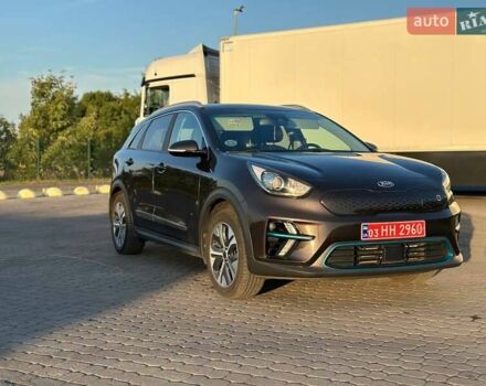 Коричневий Кіа Niro, об'ємом двигуна 0 л та пробігом 135 тис. км за 15999 $, фото 15 на Automoto.ua