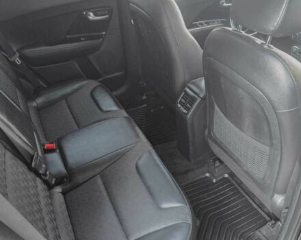 Коричневый Киа Niro, объемом двигателя 1.6 л и пробегом 89 тыс. км за 11800 $, фото 10 на Automoto.ua