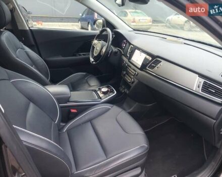 Коричневый Киа Niro, объемом двигателя 0 л и пробегом 118 тыс. км за 18200 $, фото 47 на Automoto.ua