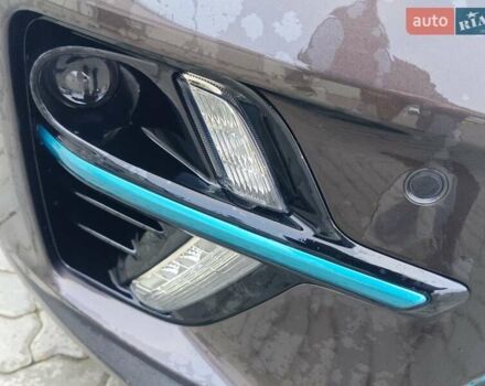 Коричневый Киа Niro, объемом двигателя 0 л и пробегом 118 тыс. км за 18200 $, фото 22 на Automoto.ua