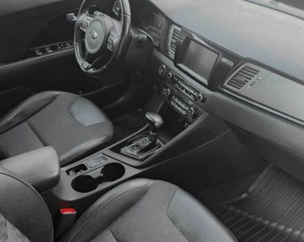 Коричневый Киа Niro, объемом двигателя 1.6 л и пробегом 89 тыс. км за 11800 $, фото 8 на Automoto.ua