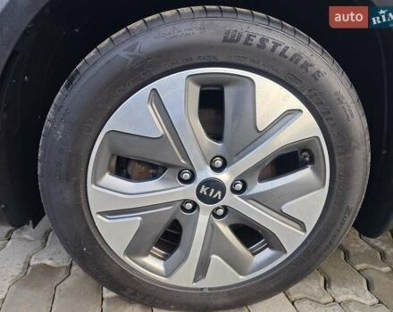 Коричневый Киа Niro, объемом двигателя 0 л и пробегом 118 тыс. км за 18200 $, фото 63 на Automoto.ua