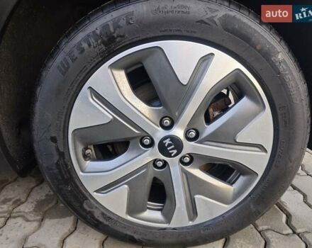 Коричневый Киа Niro, объемом двигателя 0 л и пробегом 118 тыс. км за 18200 $, фото 64 на Automoto.ua